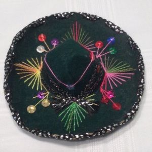 Mexican Hat Small Lots of Details